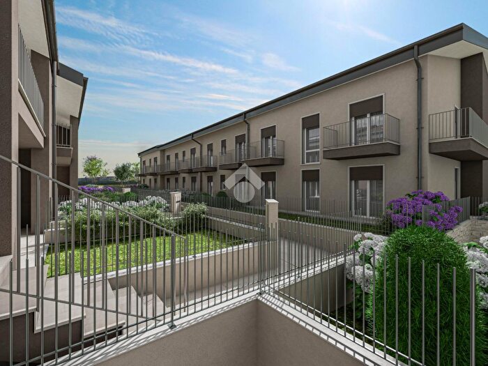 Appartamento quadrilocale in vendita in Vicolo Giovanni Falcone, Lavagno