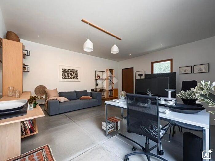 Appartamento quadrilocale in vendita in Via XXIV Maggio, Massa