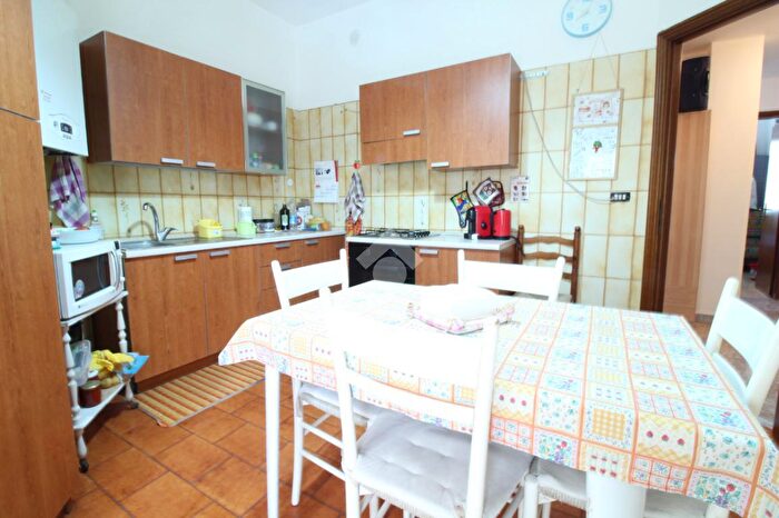 Appartamento trilocale in vendita in Via Ferrante Aporti, Roma