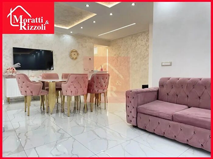 Appartamento quadrilocale in vendita in Viale Martiri della Libertà, Grado