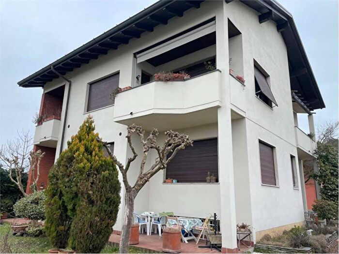 Appartamento bilocale in affitto in Via Provinciale, Centro, Mornago