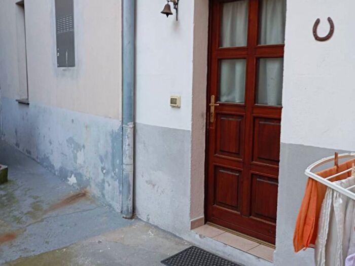 Appartamento bilocale in affitto in Via delle Corti, Centro, Valmorea