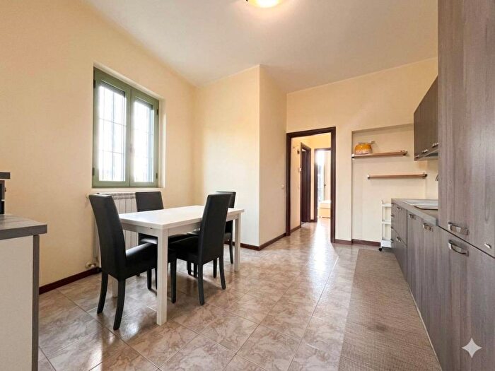 Appartamento bilocale in affitto in Via Carlo Bazzi, Pezzotti Meda, Milano