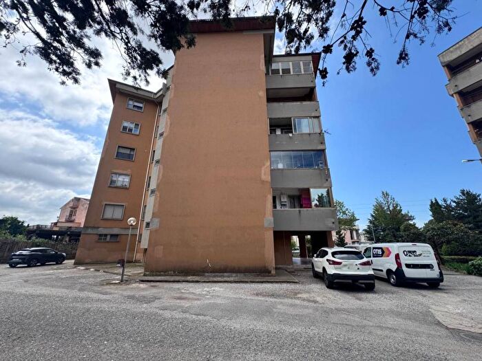 Appartamento con 5 locali in affitto in Via Francesco Cilea, Nicastro Sambiase, Lamezia Terme