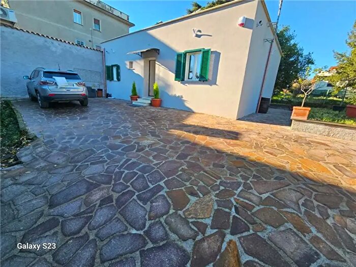 Casa trilocale in affitto in Roma