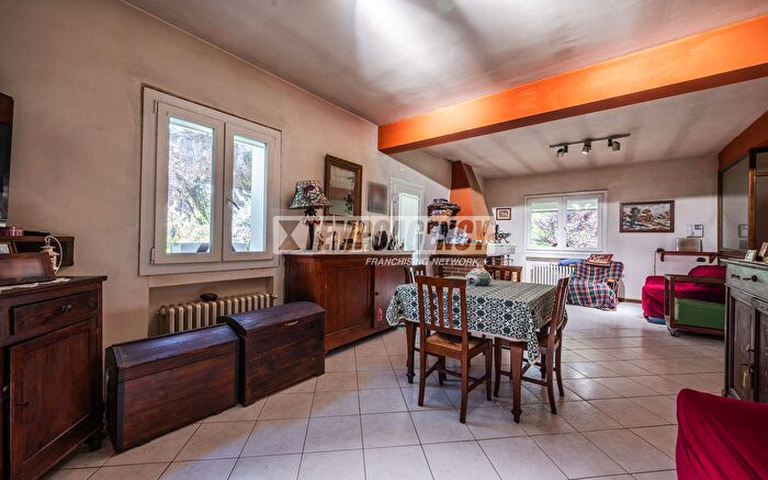 Casa con 5 locali in vendita in Via Solferino, Serramazzoni