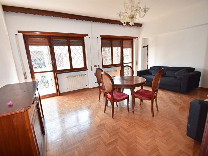 Appartamento quadrilocale in affitto in Via Francesco Saverio Benucci, Villa Bonelli, Roma