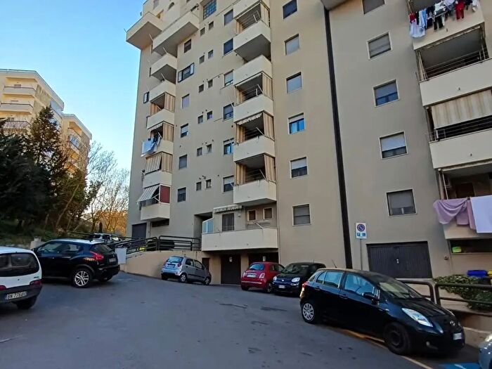 Appartamento con 5 locali in vendita in Via Fratelli Grimm, Matera