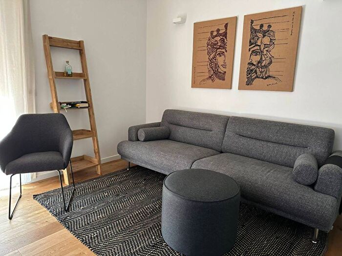 Appartamento trilocale in affitto in Viale Lucania, Bologna Sulmona, Milano