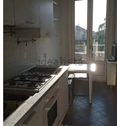 Appartamento trilocale in affitto in Via Giuseppe Ripamonti, Vigentino Fatima, Milano