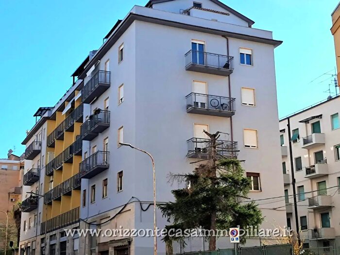 Appartamento con 5 locali in vendita in Ascoli Piceno