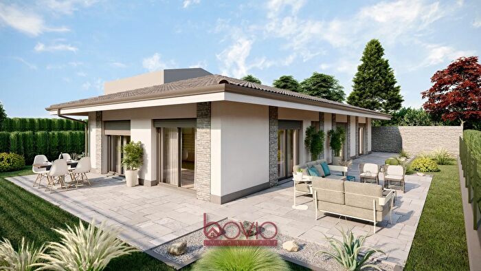 Casa con 5 locali in vendita in Via Machiavelli Snc, San Giusto Canavese