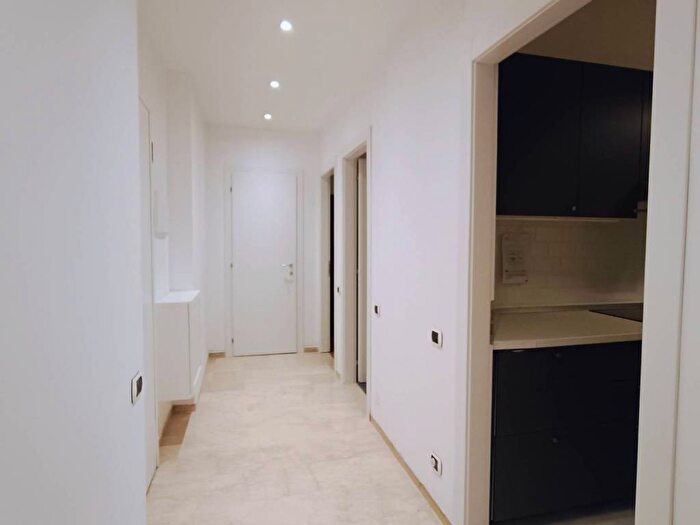 Appartamento bilocale in affitto in Via Lorenteggio, Giambellino, Milano