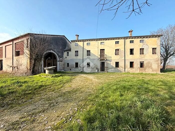 Casa monolocale in vendita in Via Lovolo, Rovolon