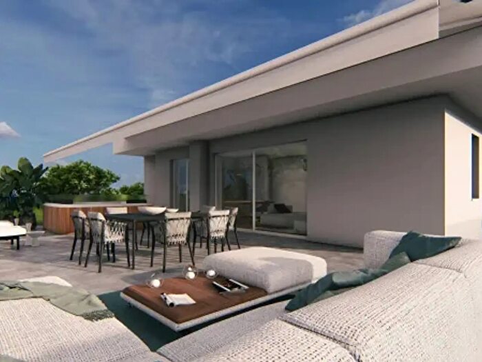 Appartamento con 5 locali in vendita in Piazzale Napoli, Cervia