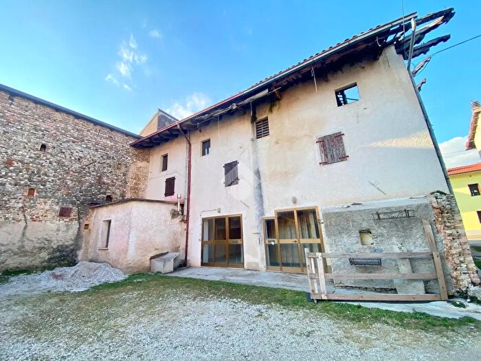 Casa quadrilocale in vendita in Via Gorizia, Lestizza