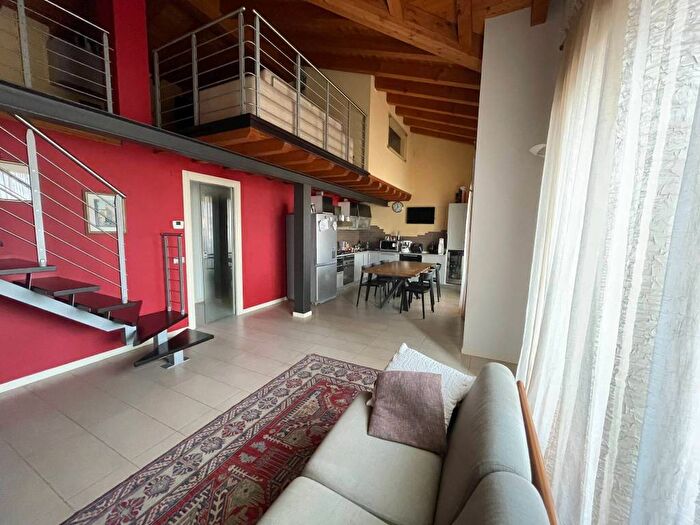 Casa quadrilocale in affitto in Via Enrico Toti, Motta, Costabissara