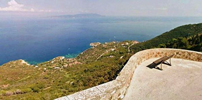 Appartamento monolocale in vendita in Via Vittorio Emanuele II, Isola Del Giglio