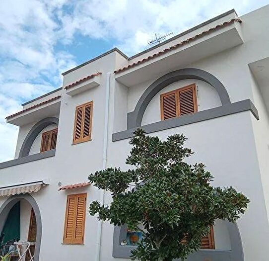 Casa con 6 locali in vendita in Lecce, Lecce