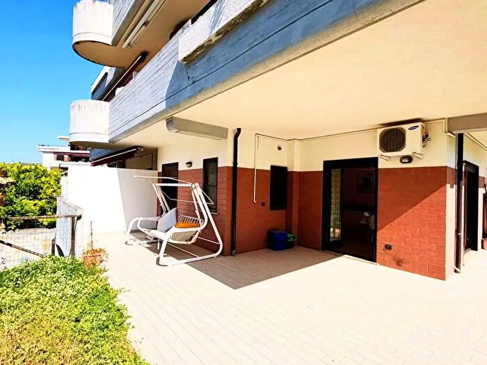 Appartamento bilocale in vendita in Via Gioacchino da Fiore, Belvedere Marittimo