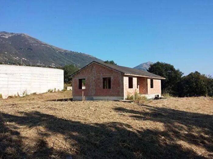 Casa con 6 locali in vendita in Via Monsignor Gaetano Pollio, Salerno