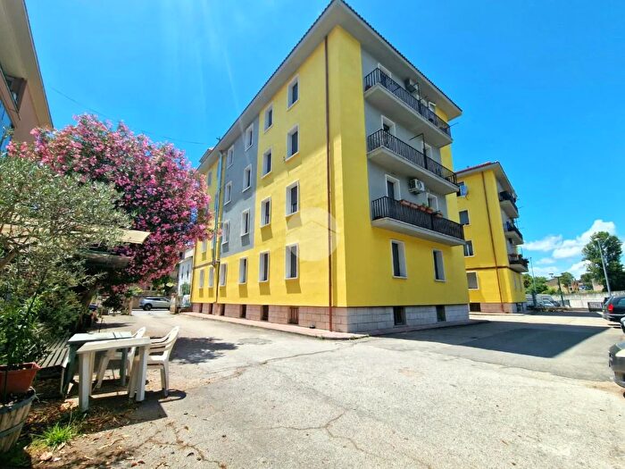 Appartamento bilocale in vendita in Via Ludovico Antonio Muratori, Terni