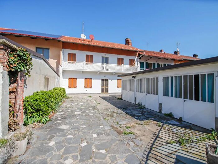 Casa quadrilocale in vendita in Montanaro