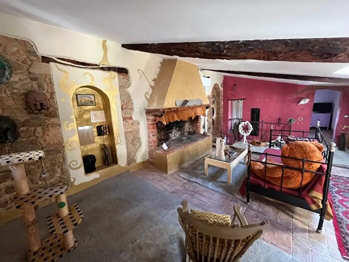 Casa quadrilocale in vendita in Casciana Terme Lari