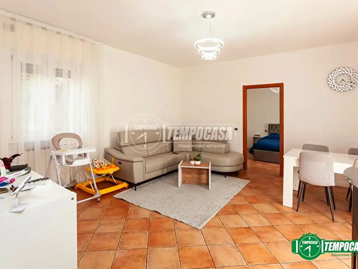 Appartamento trilocale in vendita in Via Camillo Golgi, Bergamo