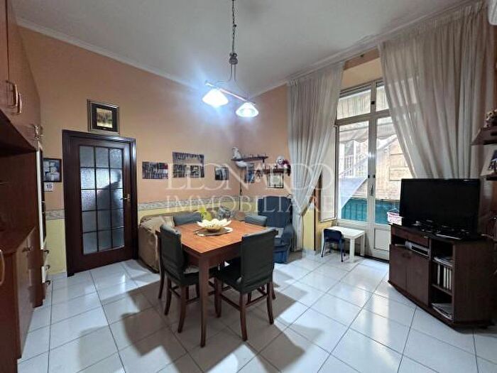 Appartamento bilocale in vendita in Via San Mattia, Napoli