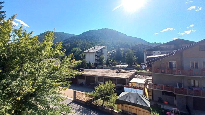 Appartamento bilocale in vendita in Via Seguret, Oulx