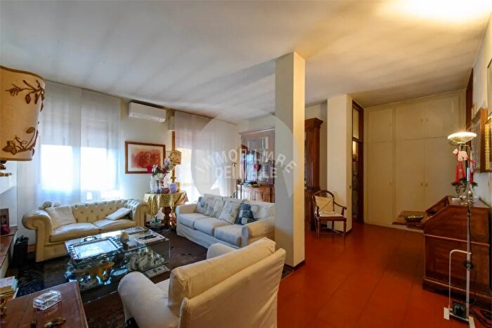 Casa trilocale in vendita in Reggio Emilia