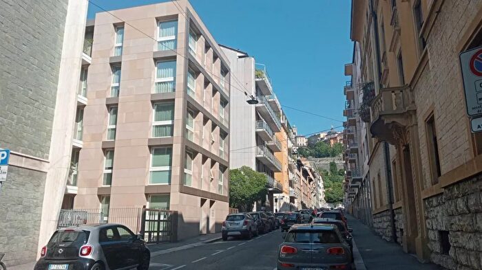 Appartamento trilocale in vendita in Via Monte Ortigara Bergamo Bergamo, Bergamo