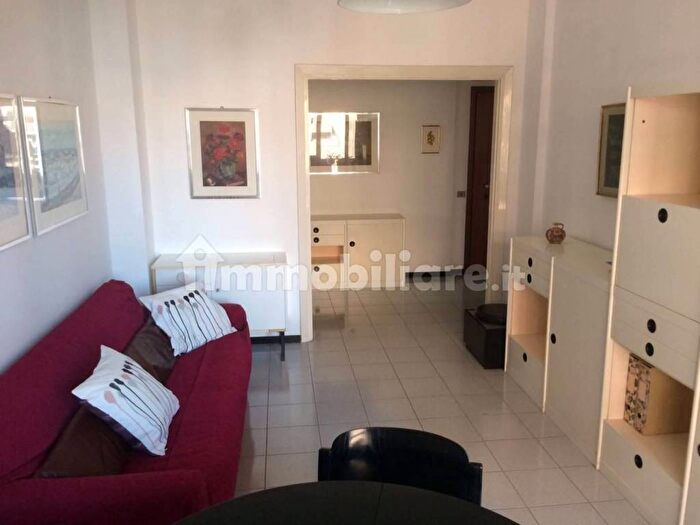 Appartamento trilocale in affitto in Viale Monza, Villa San Giovanni, Milano