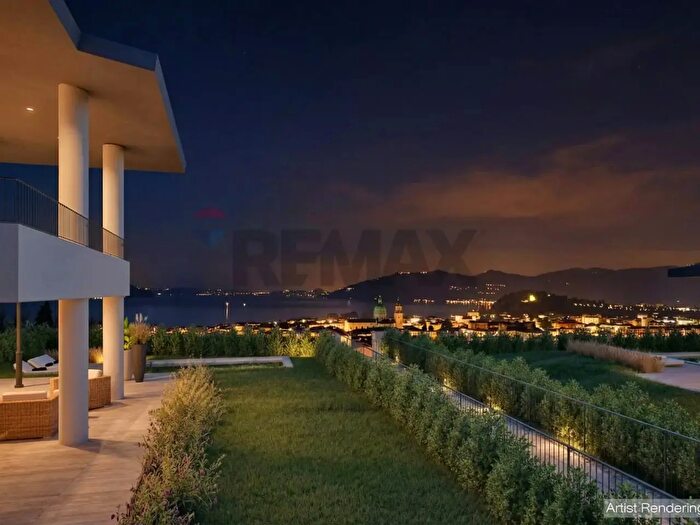 Appartamento quadrilocale in vendita in Corso Italia, Verbania