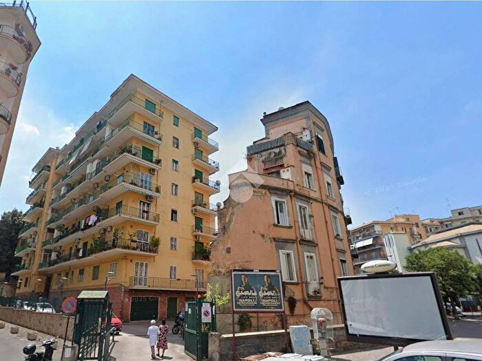 Appartamento trilocale in affitto in Via Giacinto Gigante, Piazza Canneto Salvator Rosa, Napoli