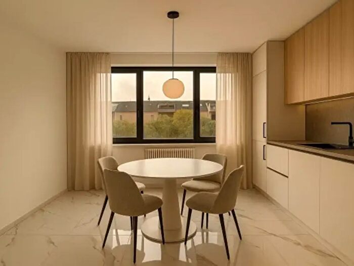 Appartamento trilocale in vendita in Viale Leon Battista Alberti, Ravenna