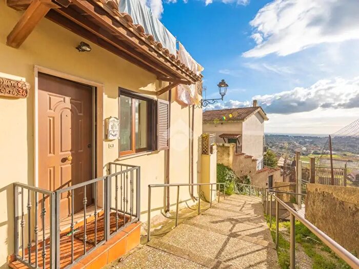 Casa trilocale in vendita in Scalinata Vittoria, Ariccia