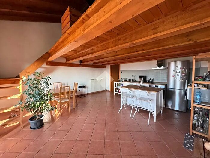 Appartamento bilocale in vendita in Via S Stefano, Oleggio