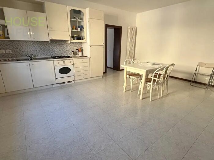 Appartamento quadrilocale in vendita in Strada di Malunga, Valli Del Pasubio