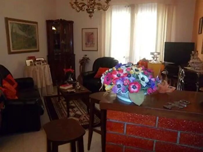 Appartamento con 5 locali in vendita in Bolano