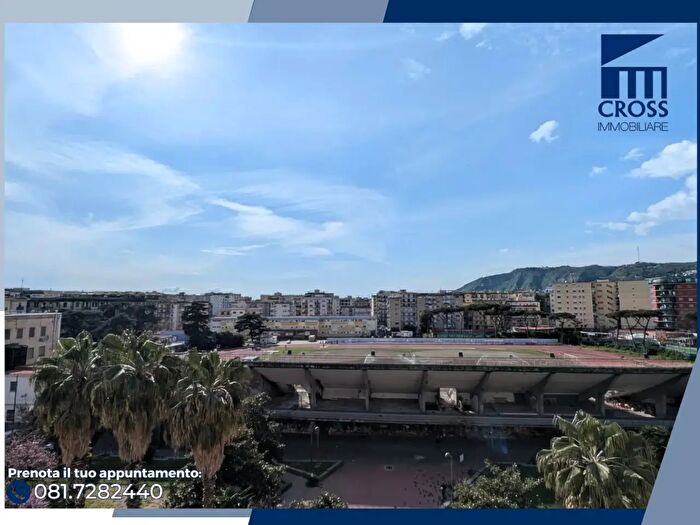 Appartamento trilocale in affitto in Piazza Quattro Giornate, Napoli