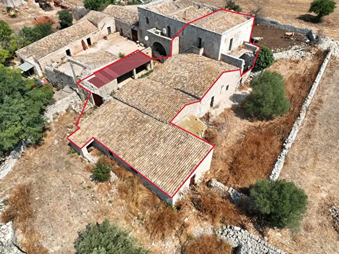 Casa bilocale in vendita in Contrada Commaldo, Rosolini