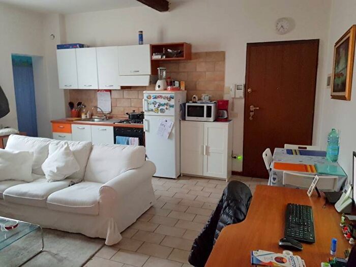 Appartamento trilocale in affitto in Villaggio Zeta, Modena
