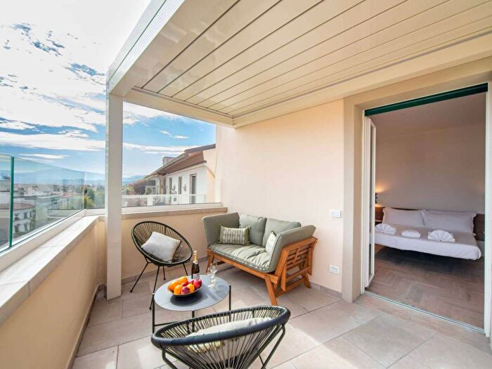 Appartamento trilocale in affitto in Viale Giacomo Matteotti, San Marco SS Annunziata, Firenze