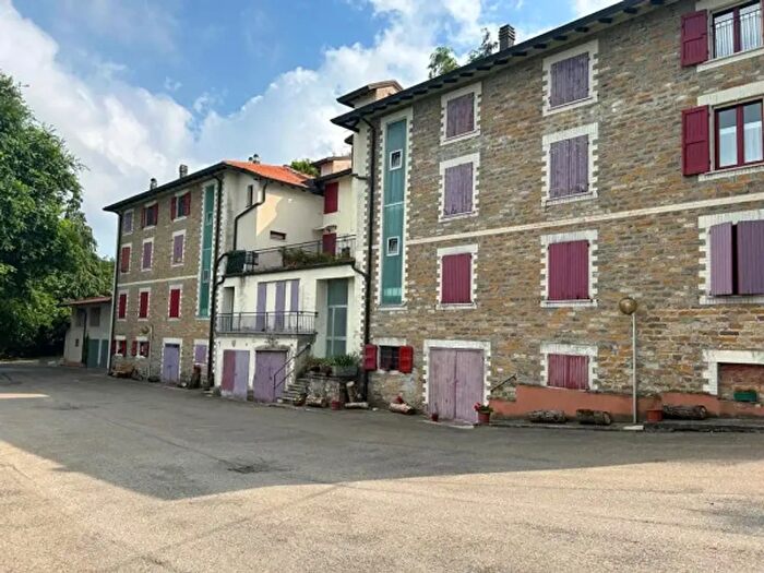 Appartamento bilocale in vendita in Via Casagalvana, Tizzano Val Parma