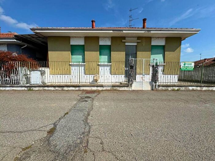 Casa quadrilocale in vendita in Via I Maggio, San Germano Vercellese