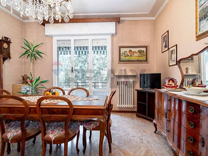 Case in Vendita e in Affitto - 3