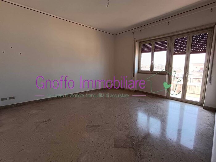 Appartamento trilocale in affitto in Via Pantelleria, Centro, Trapani