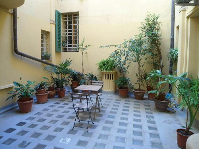 Appartamento con 5 locali in affitto in Via Castiglione, Santo Stefano, Bologna